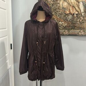 Lou & Grey Plum Hooded Rain Jacket. Netting inner Lining. Size L‎